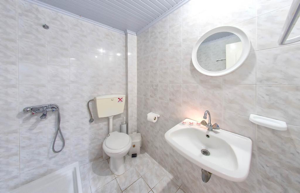 Liris Studios Laganas Phòng bức ảnh